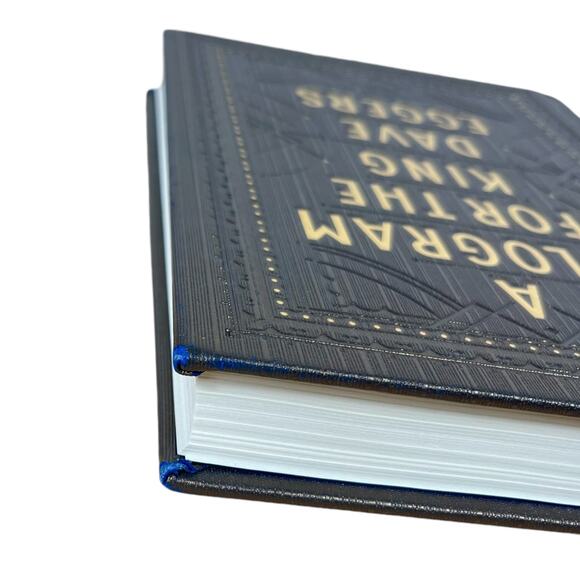 A Hologram For The King by Dave Eggers - Picture 5 of 13